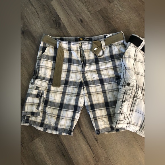 2 pair men’s shorts - Picture 2 of 5